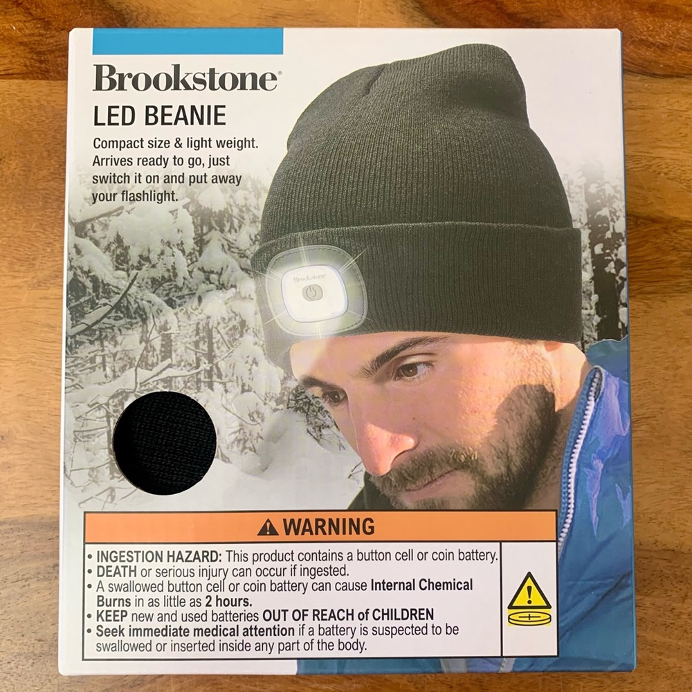 BROOKSTONE LED Black Beanie